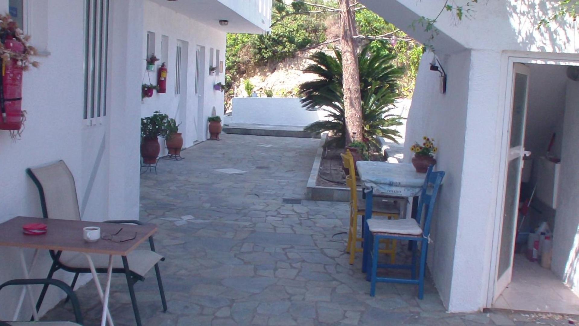 Creta Vassakis 2 *